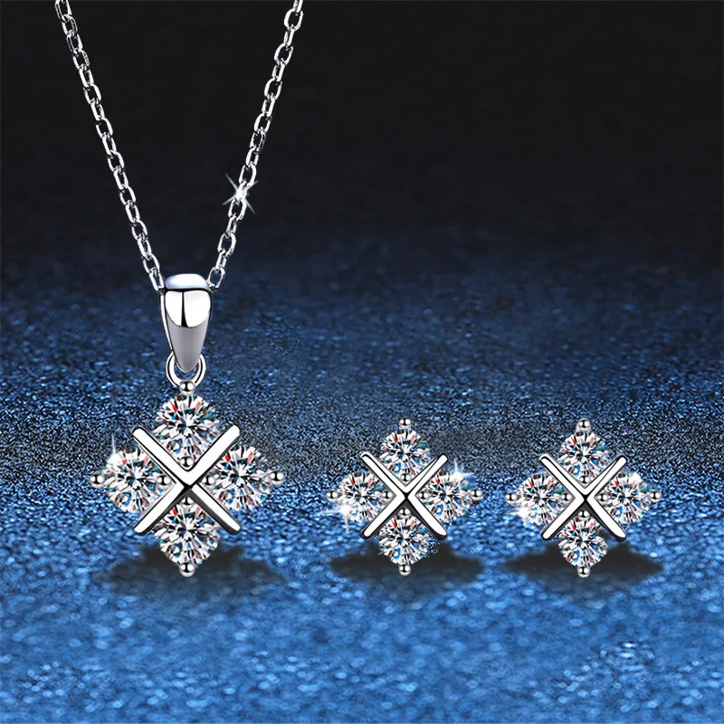 Sterling silver 925 moissanite set